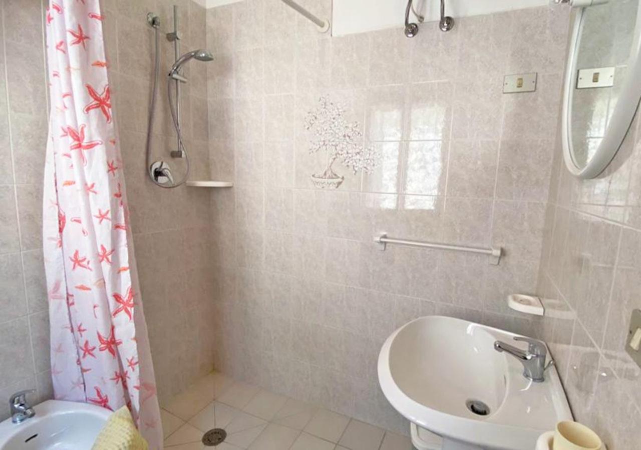 Residence Antonella Capoliveri  Luaran gambar